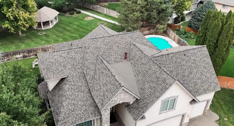 Light grey asphalt shingle roof