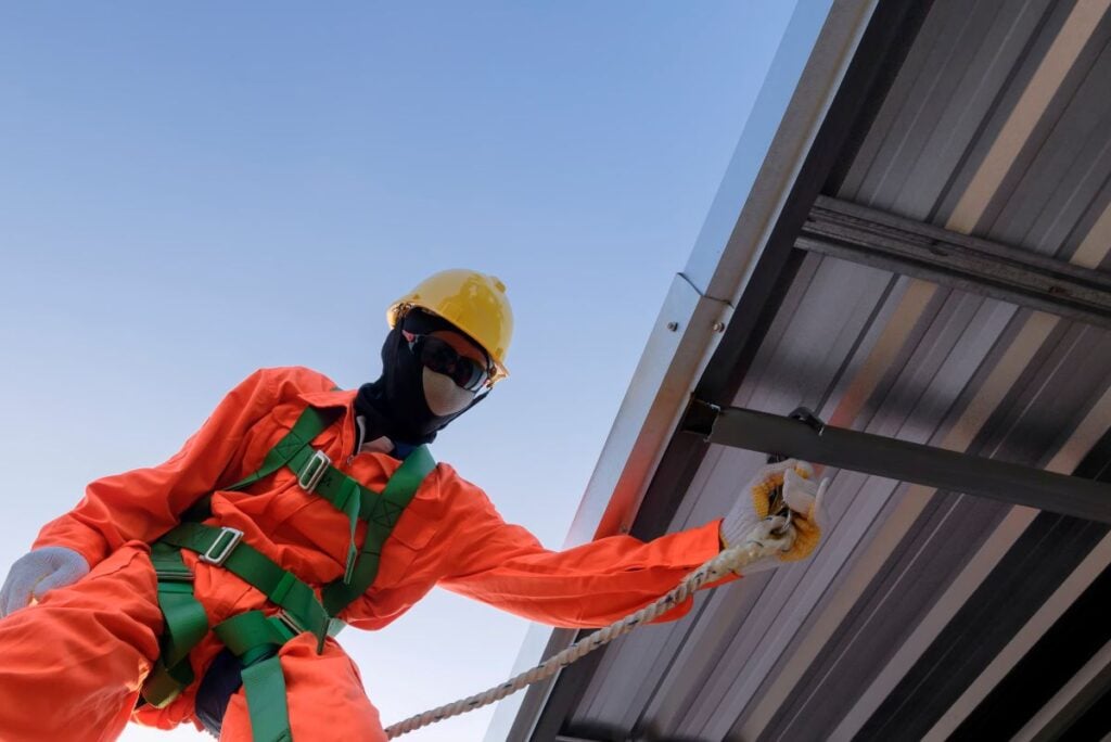 roofing companies in Airway Heights WA worker on the hook